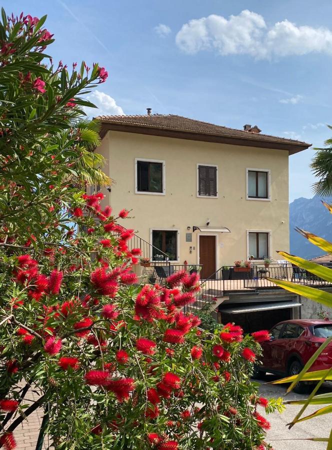 Garda View Apartment Tenno Luaran gambar