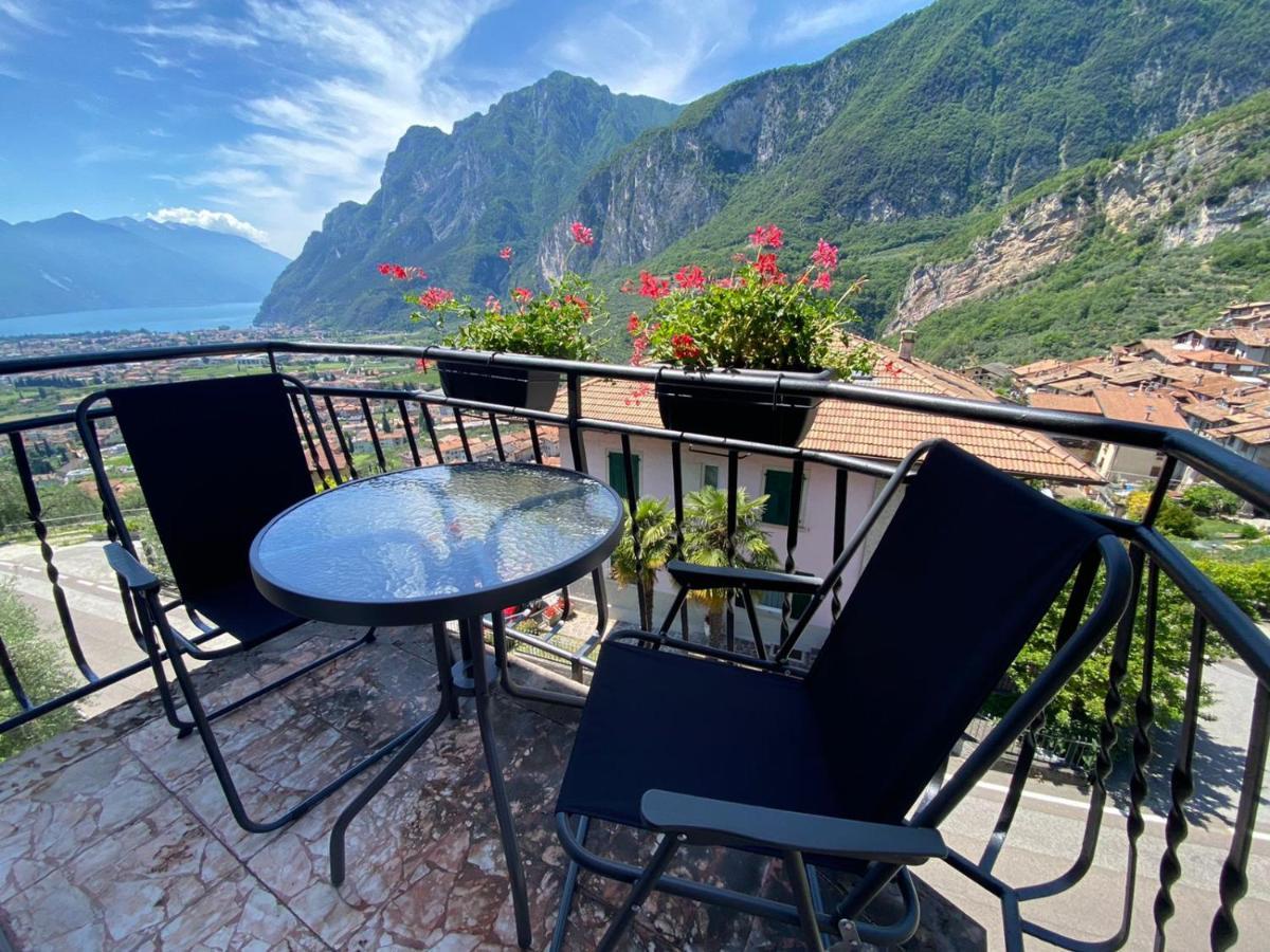Garda View Apartment Tenno Luaran gambar