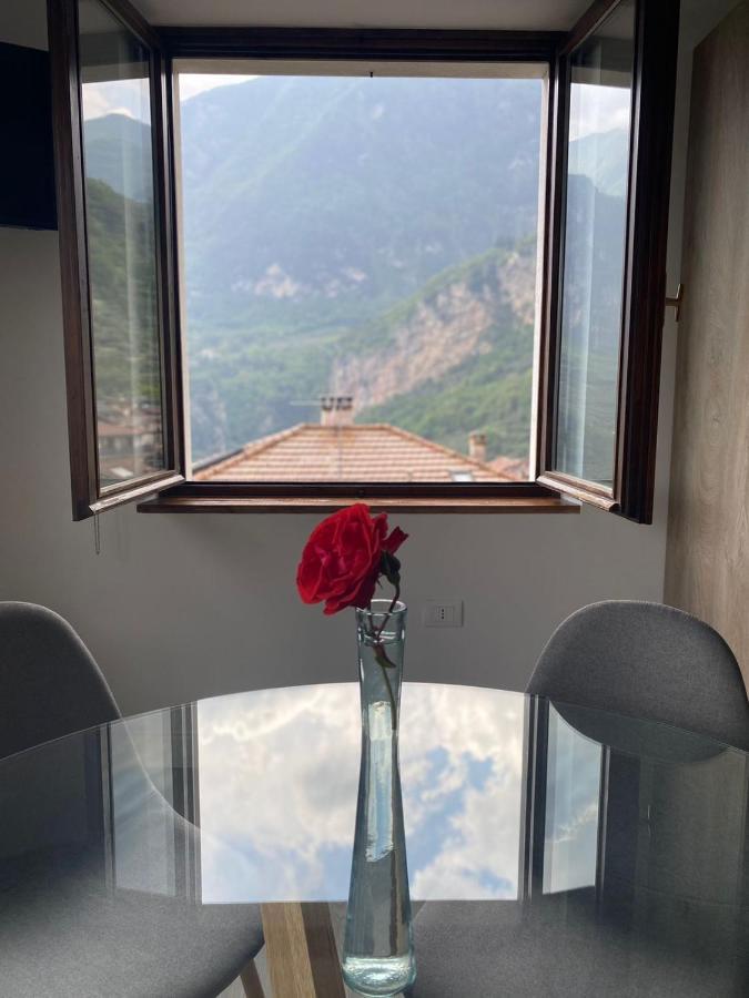Garda View Apartment Tenno Luaran gambar