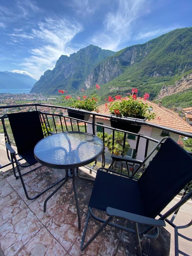 Garda View Apartment Tenno Luaran gambar
