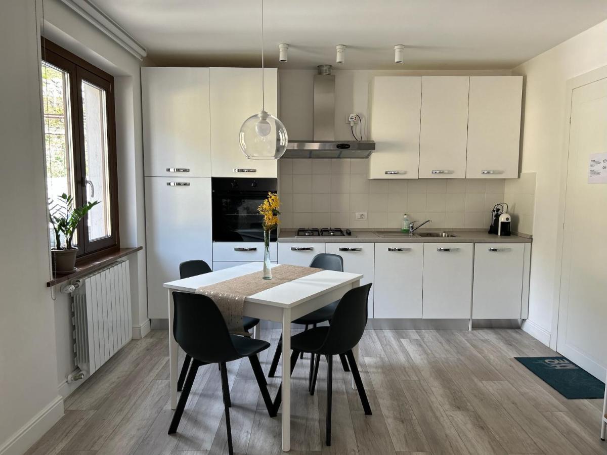 Garda View Apartment Tenno Luaran gambar