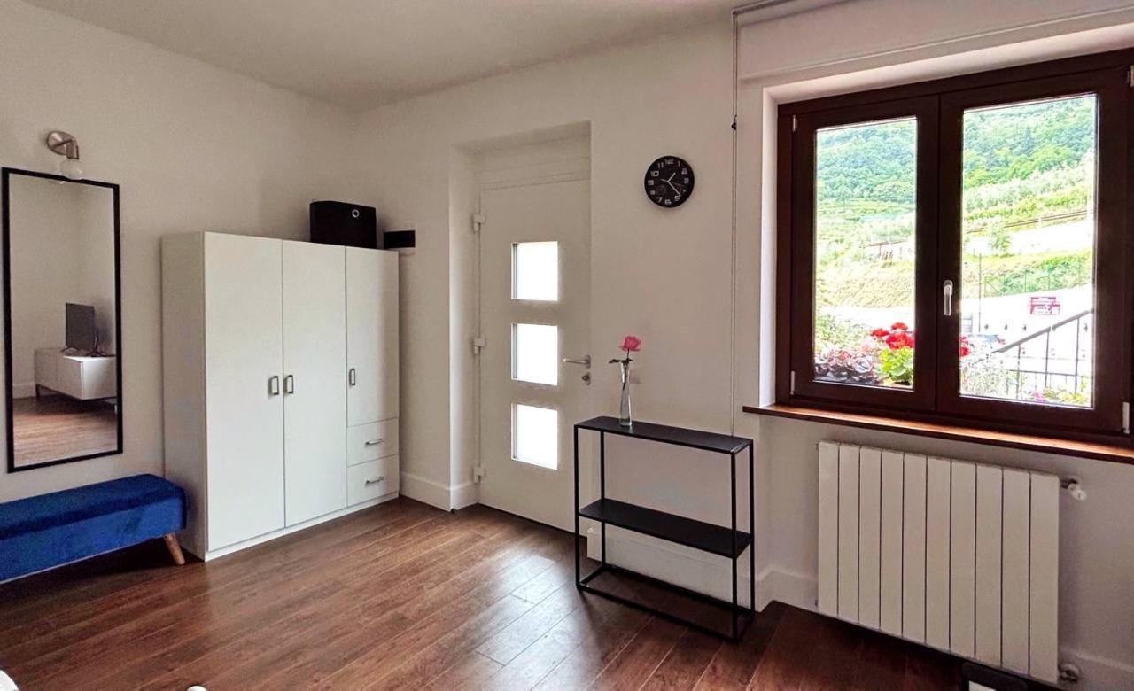 Garda View Apartment Tenno Luaran gambar